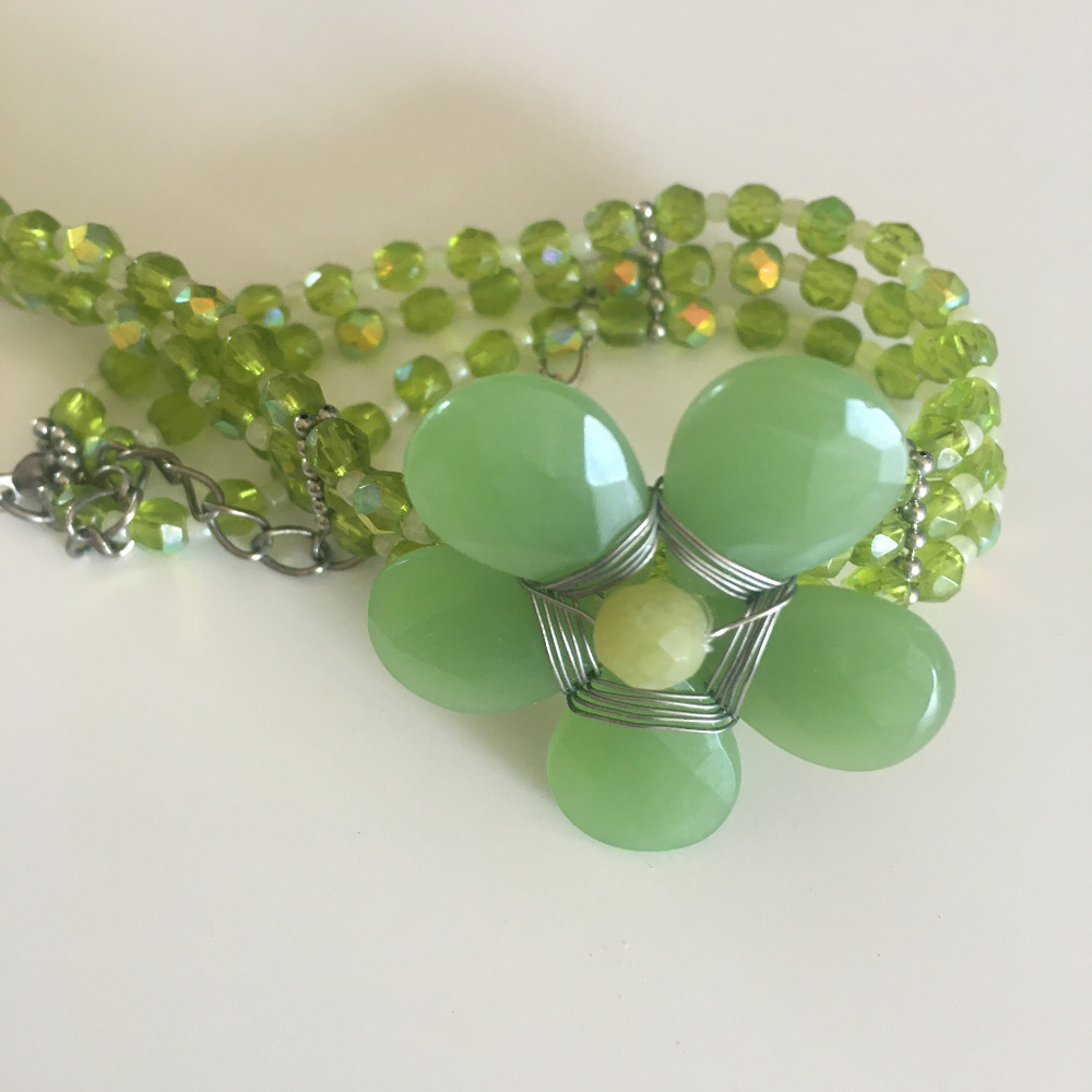 Floral Beaded Choker Necklace
